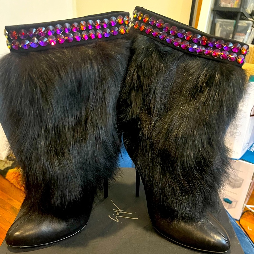 Guiseppe Zanoti black fur leather boots